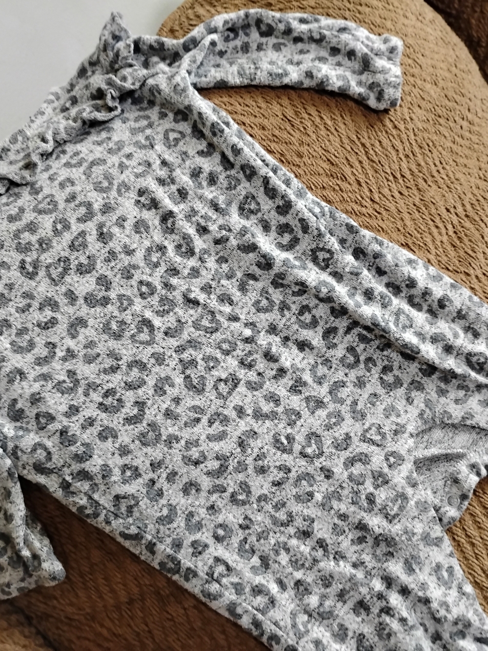 George Gray Leopard-Print Romper with Ruffle Neck - Picture 2 of 3
